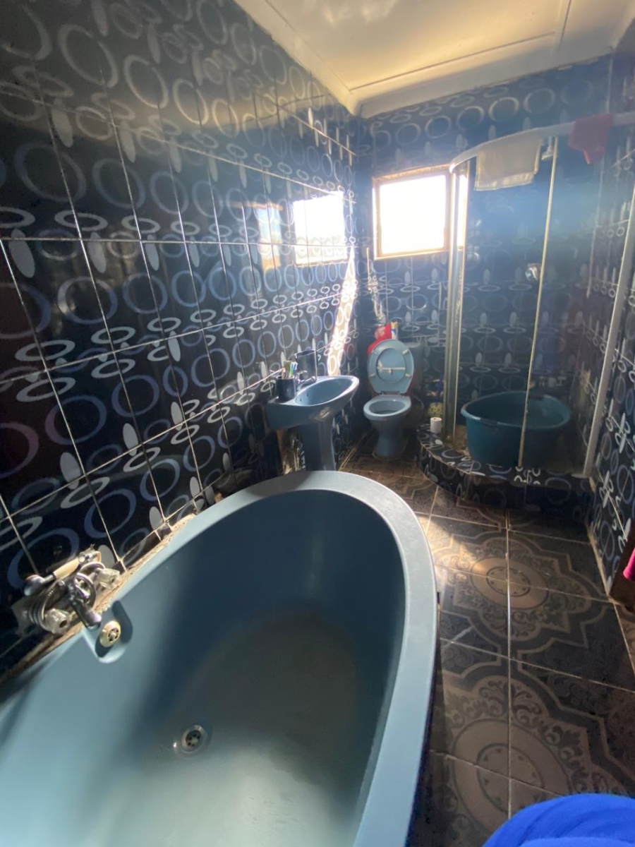 4 Bedroom Property for Sale in Mthatha Rural Eastern Cape